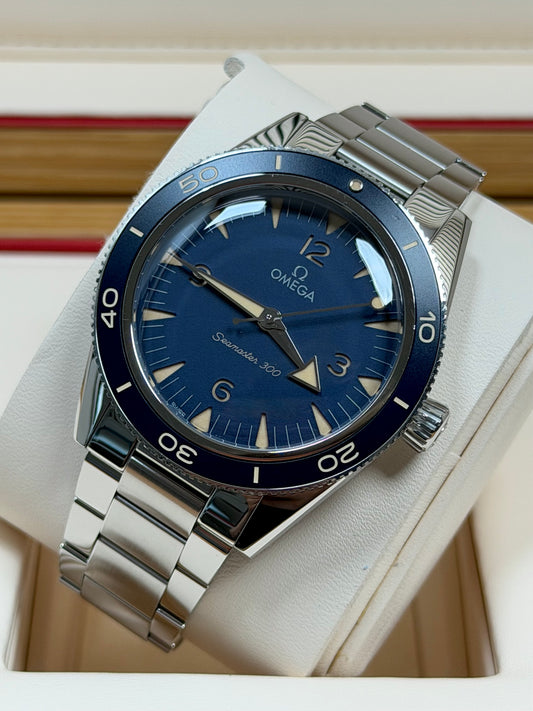Omega Seamaster 300 Blau / 2024 / Full Set / Top Zustand