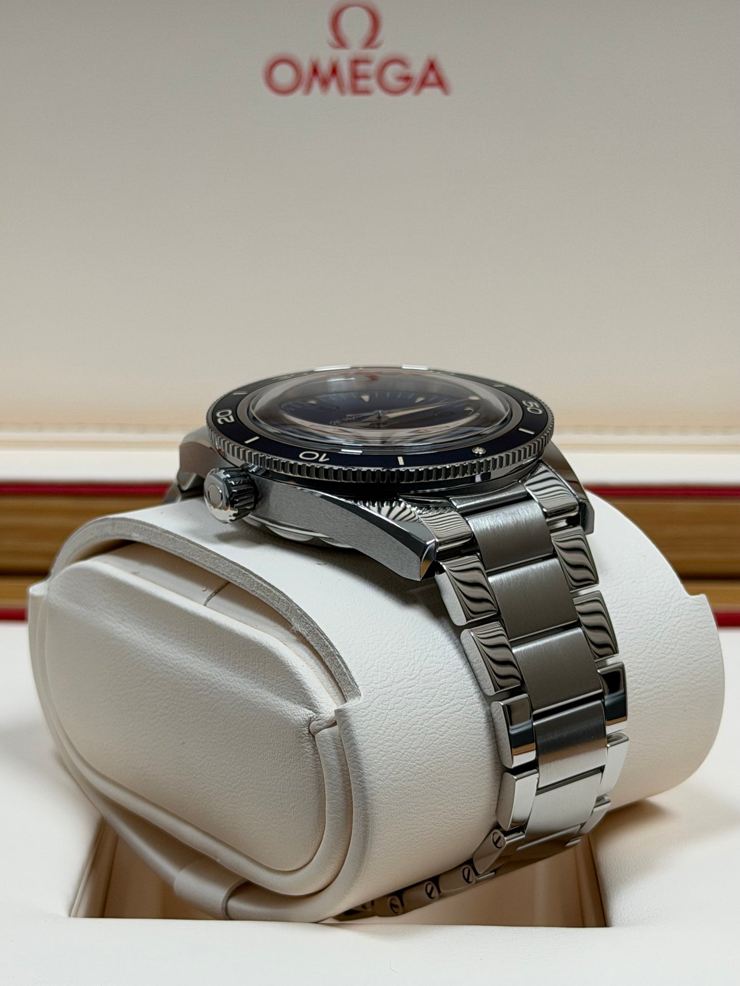 Omega Seamaster 300 Blau / 2024 / Full Set / Top Zustand
