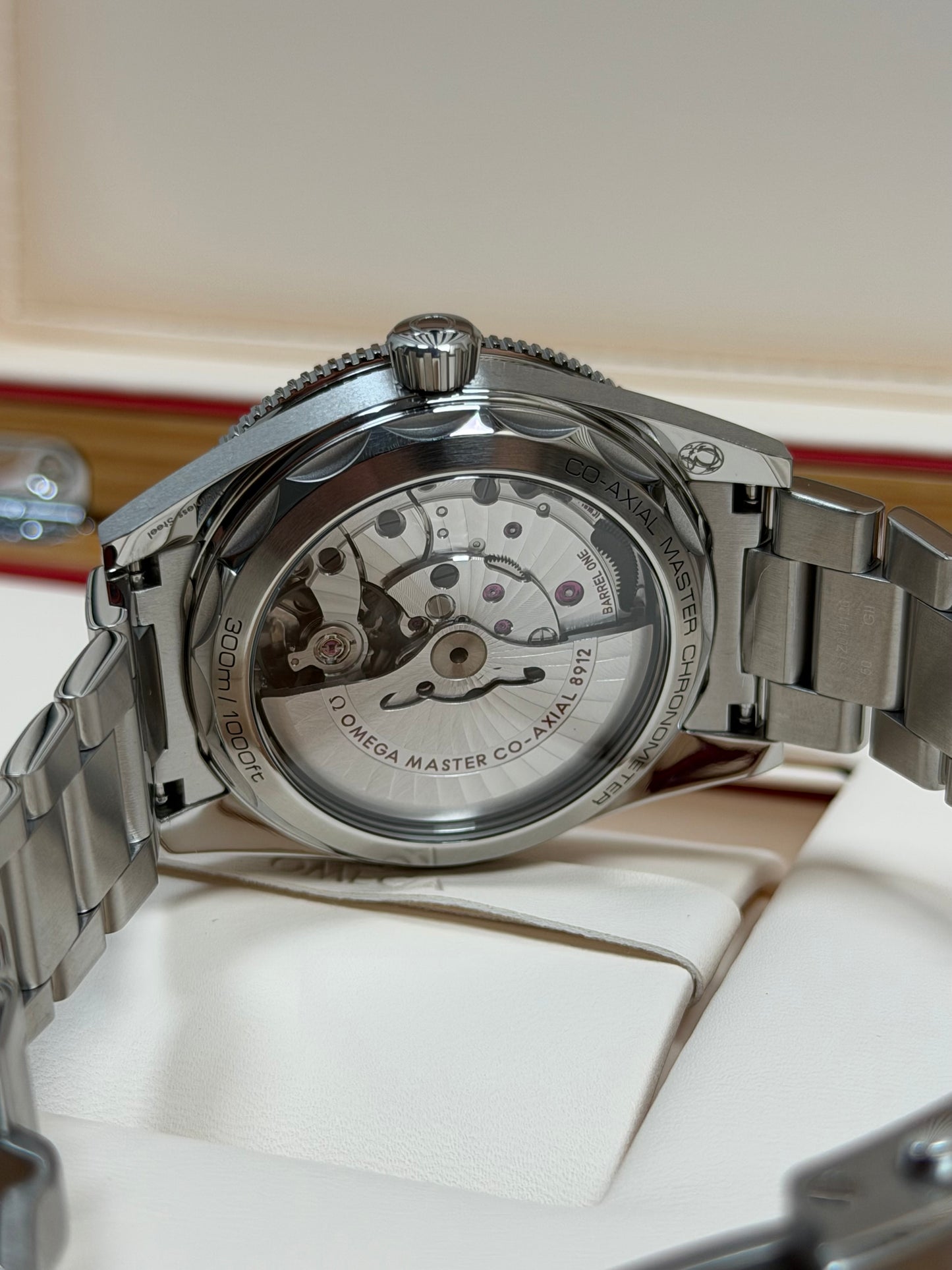 Omega Seamaster 300 Blau / 2024 / Full Set / Top Zustand