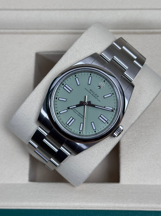 Rolex Oyster Perpetual 41 Pistachio / 2025 / Full Set / Verklebt