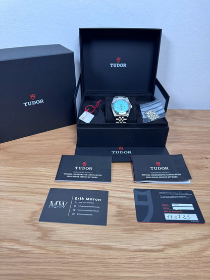 Tudor Black Bay 54 Lagoon Blue / 2025 / Full Set / Neuwertig