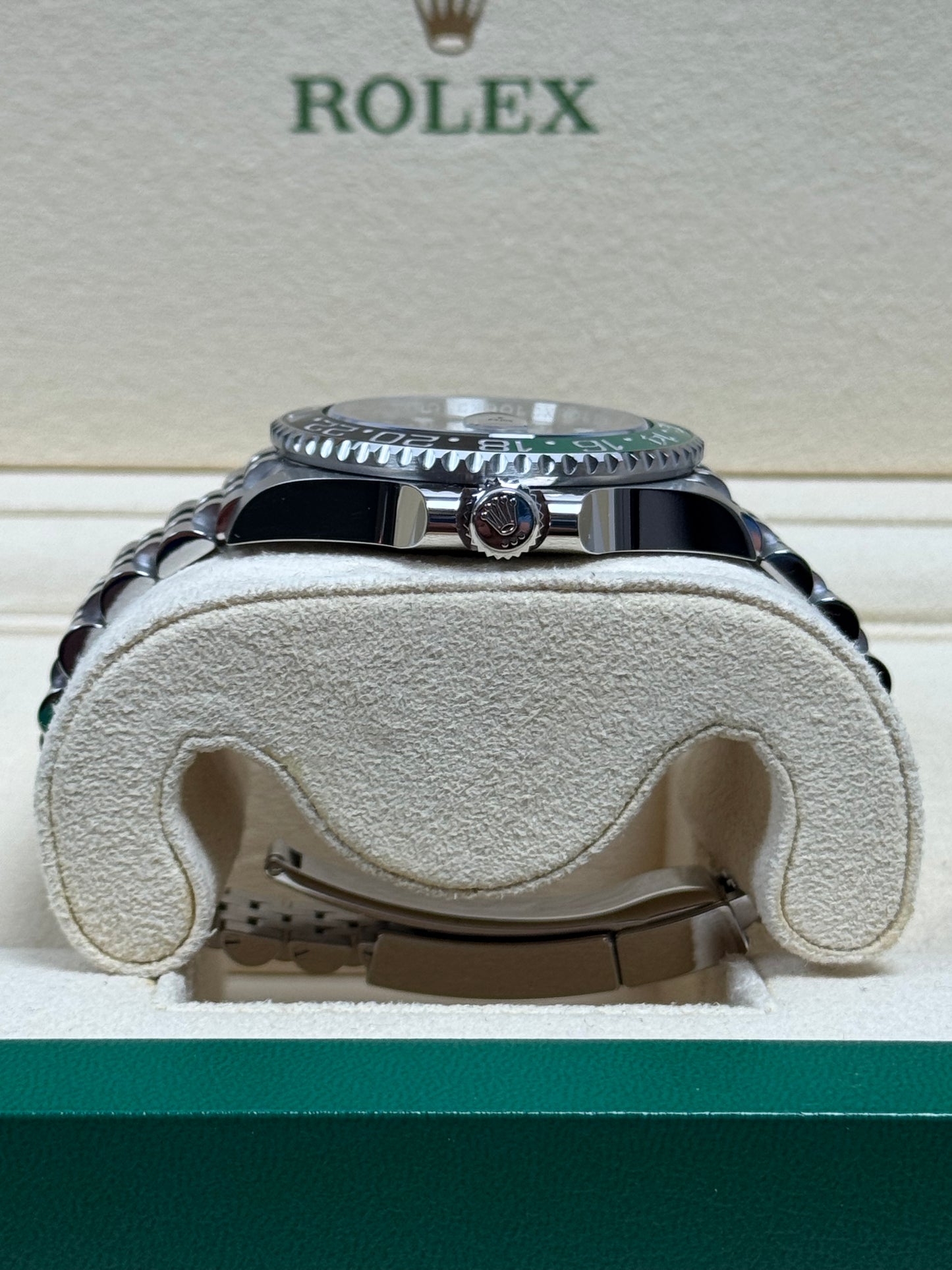 Rolex GMT Master 2 Sprite / 2022 / Full Set / Neuwertig