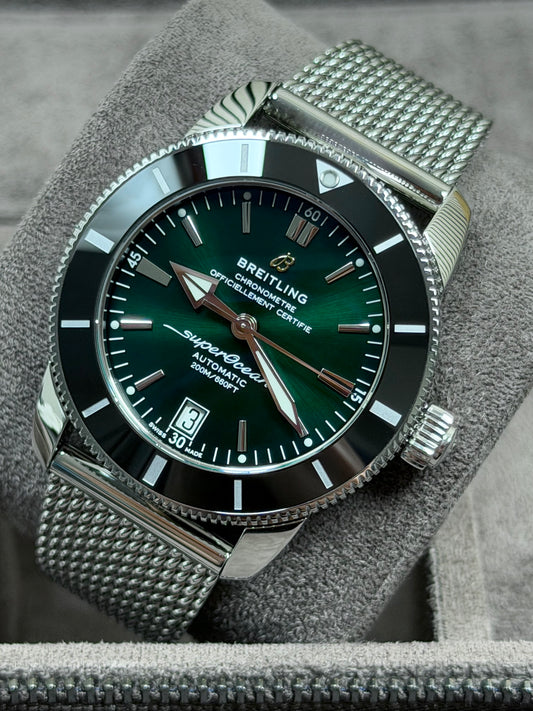 Breitling Superocean Heritage B20 42 Grün / 2025 / Full Set / Top Zustand