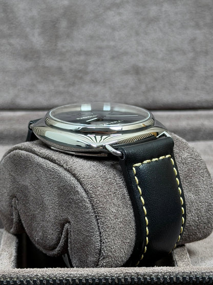 Panerai Radiomir 45mm PAM00210 / 2005 / Full Set / Sehr gut