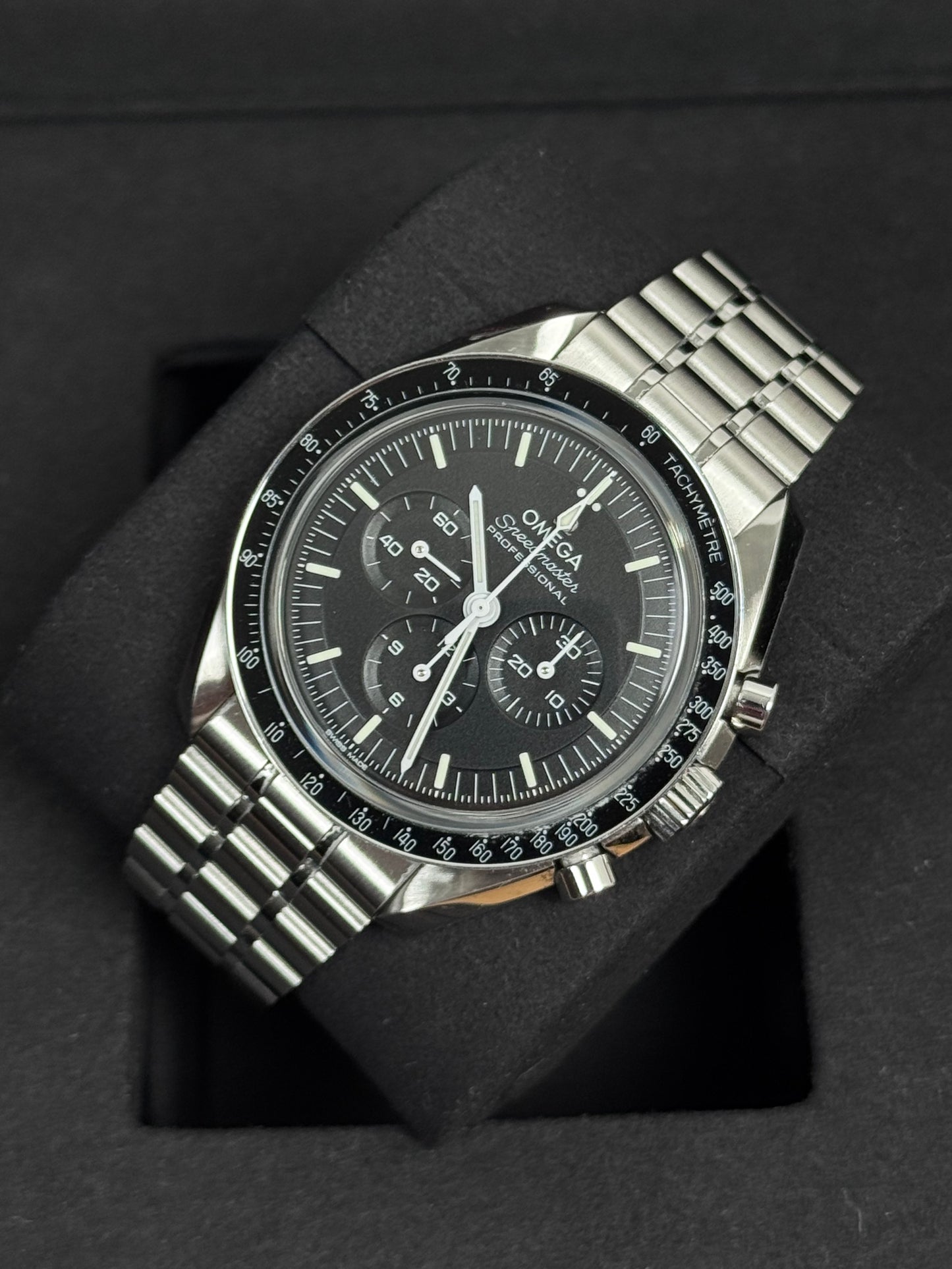Omega Speedmaster Moonwatch Saphir / 2022 / Full Set / Sehr gut