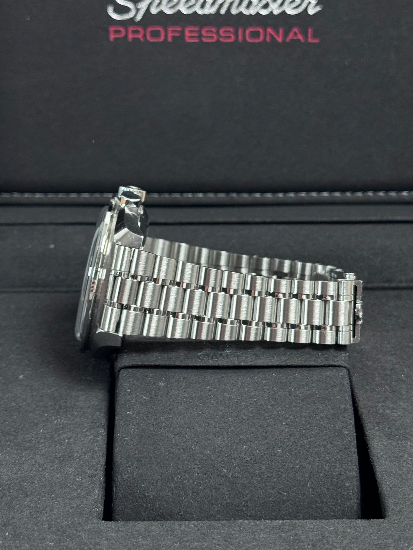 Omega Speedmaster Moonwatch Saphir / 2022 / Full Set / Sehr gut