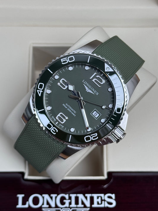 Longines Hydroconquest 43mm Grün / 2022 / Full Set / Sehr gut