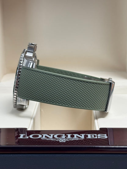 Longines Hydroconquest 43mm Grün / 2022 / Full Set / Sehr gut