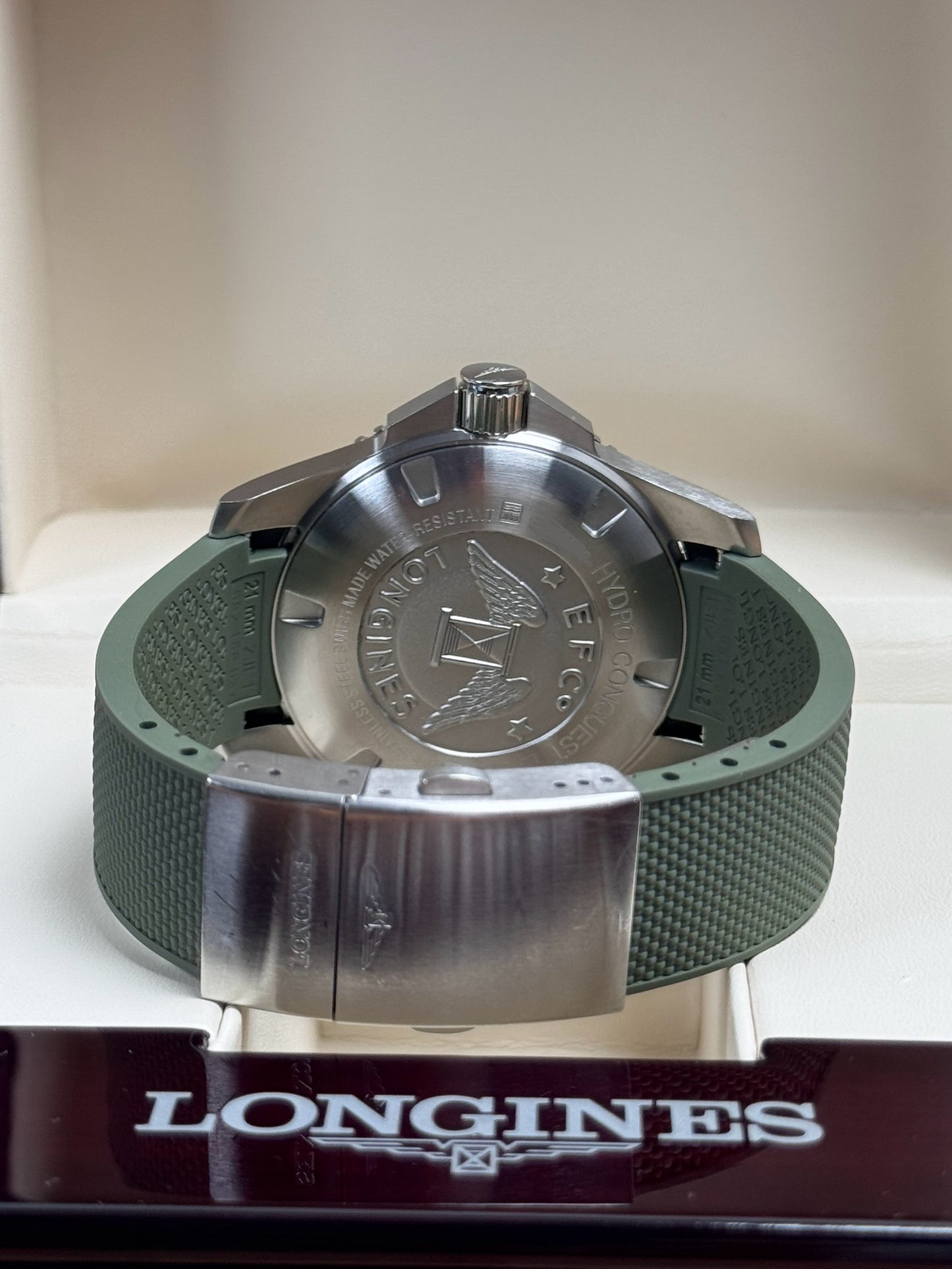 Longines Hydroconquest 43mm Grün / 2022 / Full Set / Sehr gut