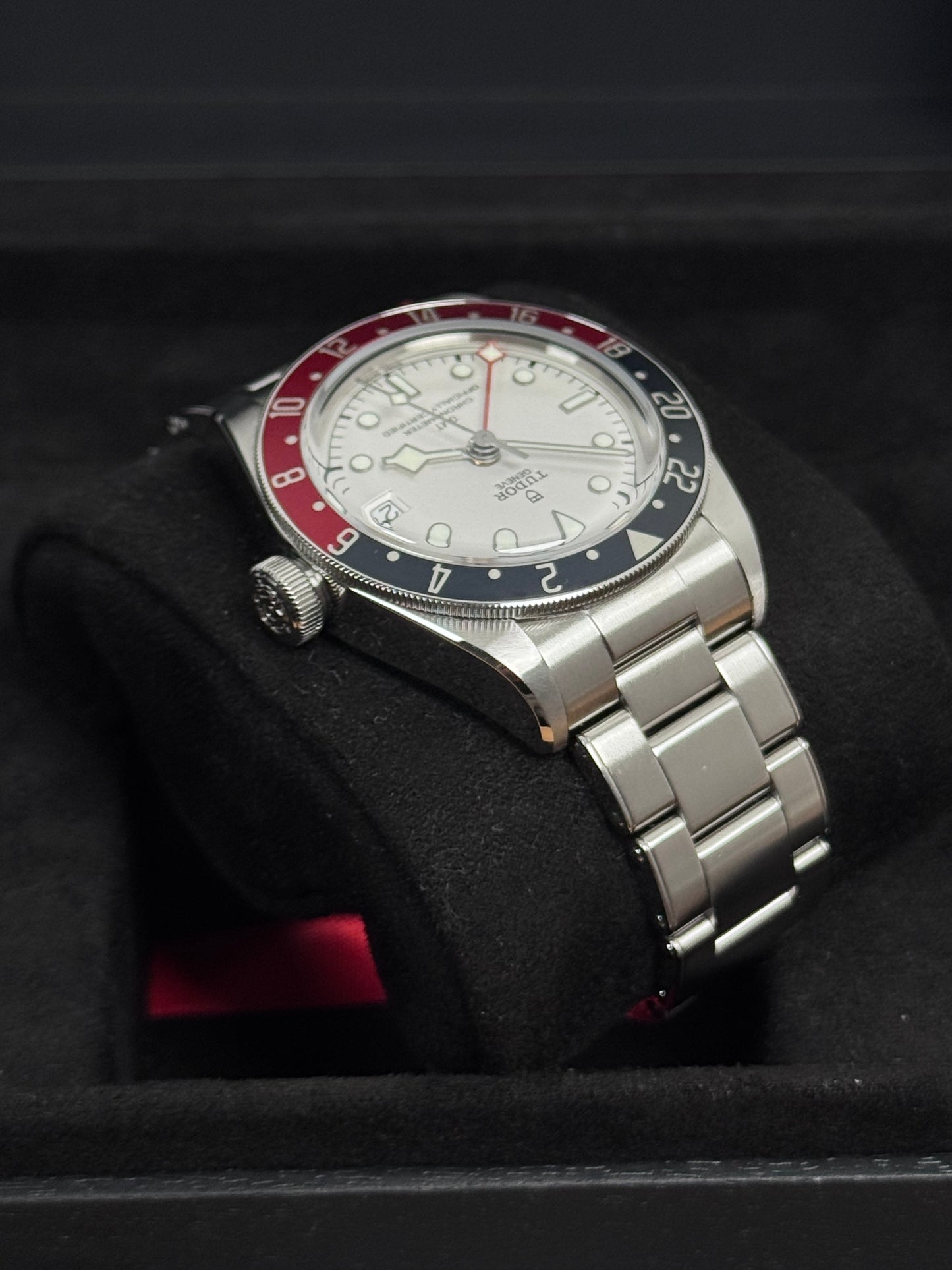 Tudor Black Bay GMT Opal 79830RB / 2024 / Full Set / Neuwertig