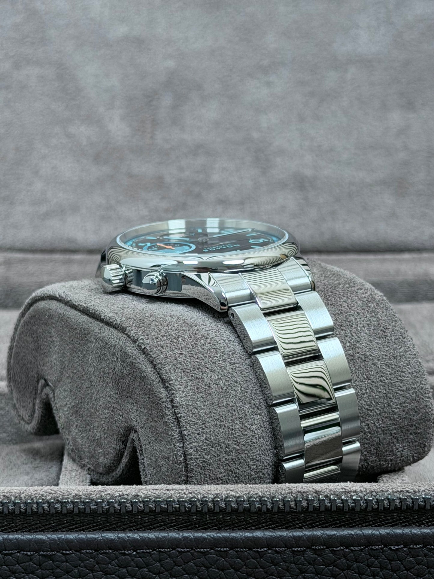 NOMOS Glashütte Club Neomatik Worldtime / 2025 / Full Set / Top Zustand