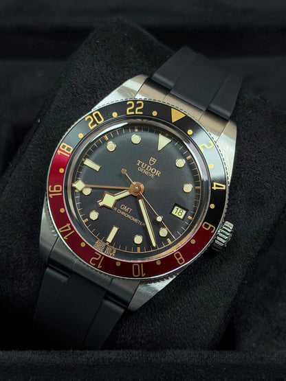 Tudor Black Bay 58 GMT / 2026 / Full Set / Sehr gut