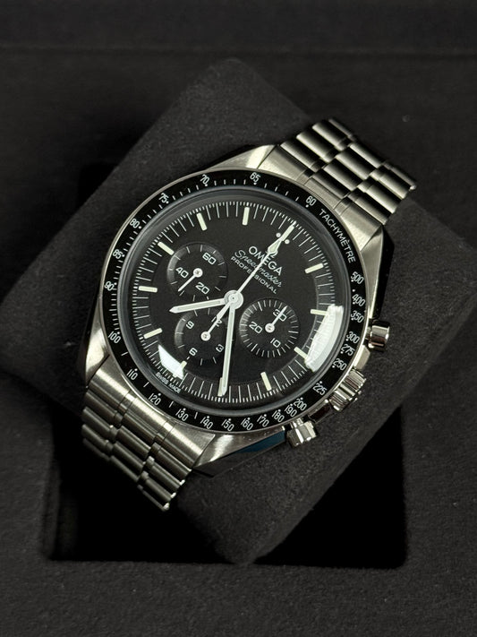 Omega Speedmaster Moonwatch Professional / 2024 / Full Set / Neuwertig