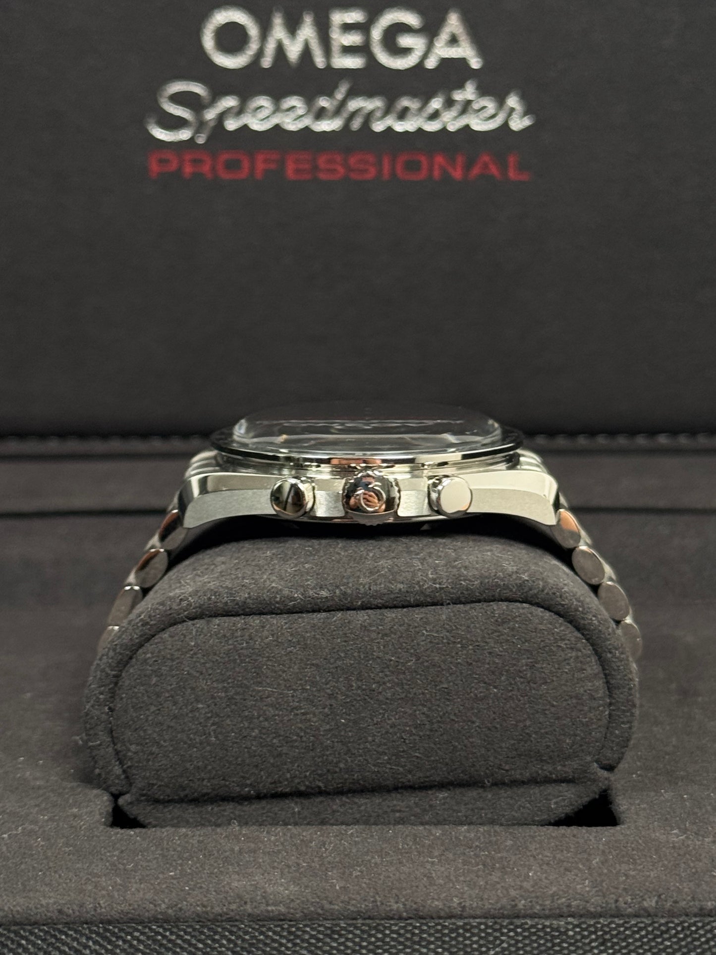Omega Speedmaster Moonwatch Professional / 2024 / Full Set / Neuwertig