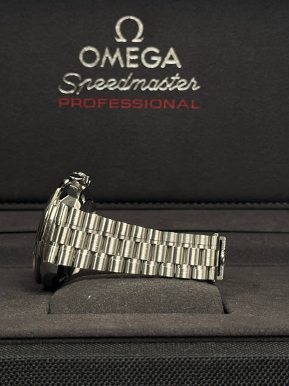 Omega Speedmaster Moonwatch Professional / 2024 / Full Set / Neuwertig