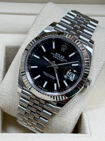 Rolex Datejust 41 126334 Schwarz / 2024 / Full Set / Top Zustand