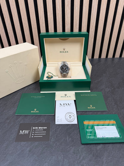 Rolex Datejust 41 126300 Schwarz / 2018 / Full Set / Sehr gut
