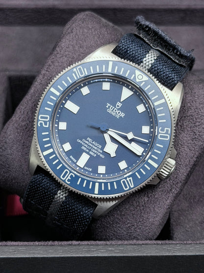Tudor Pelagos FXD Blau / 2022 / Full Set / Top Zustand