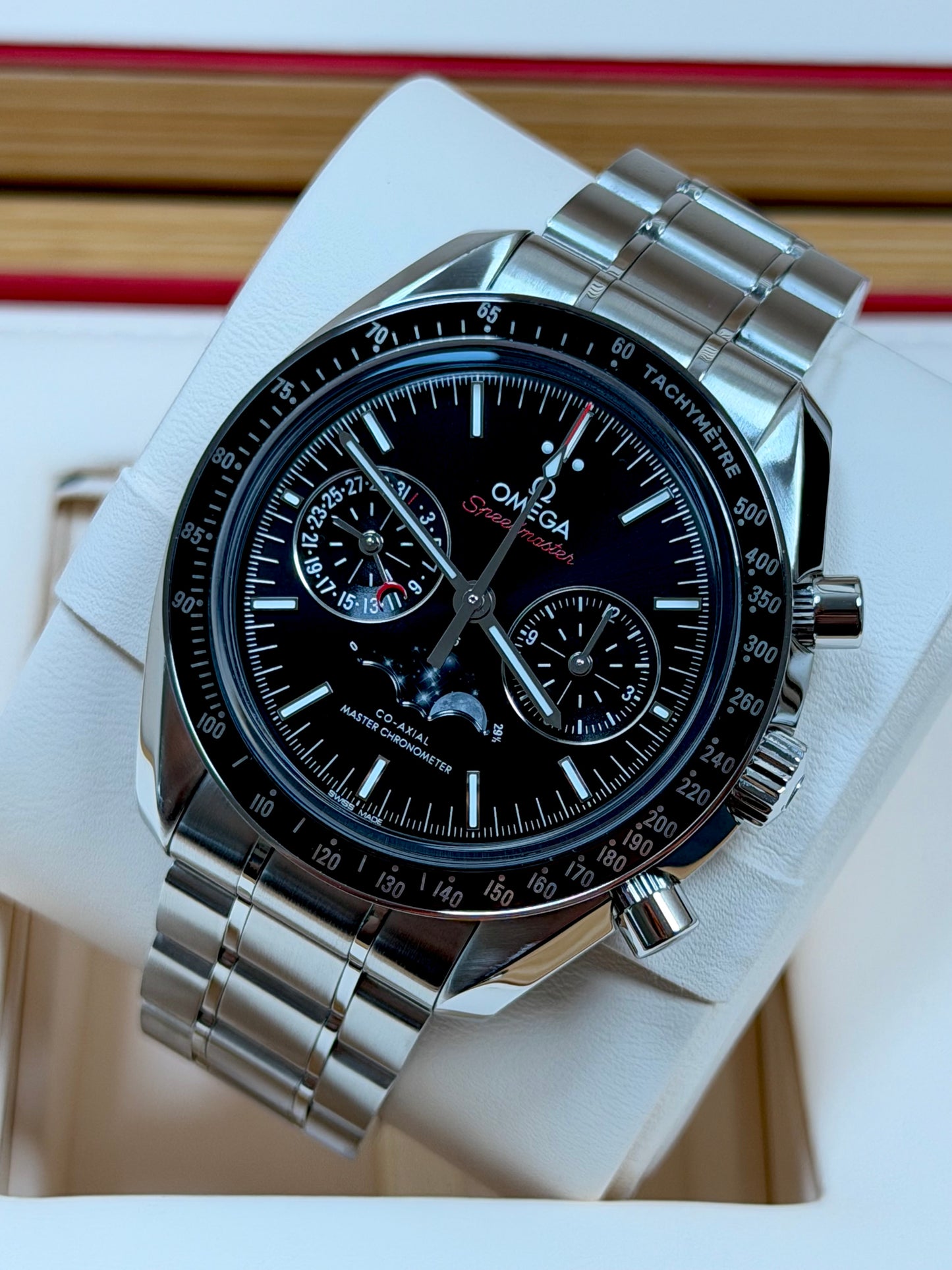 Omega Speedmaster Mondphase / 2025 / Full Set / Neuwertig