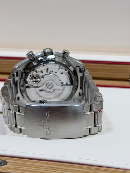 Omega Speedmaster Mondphase / 2025 / Full Set / Neuwertig