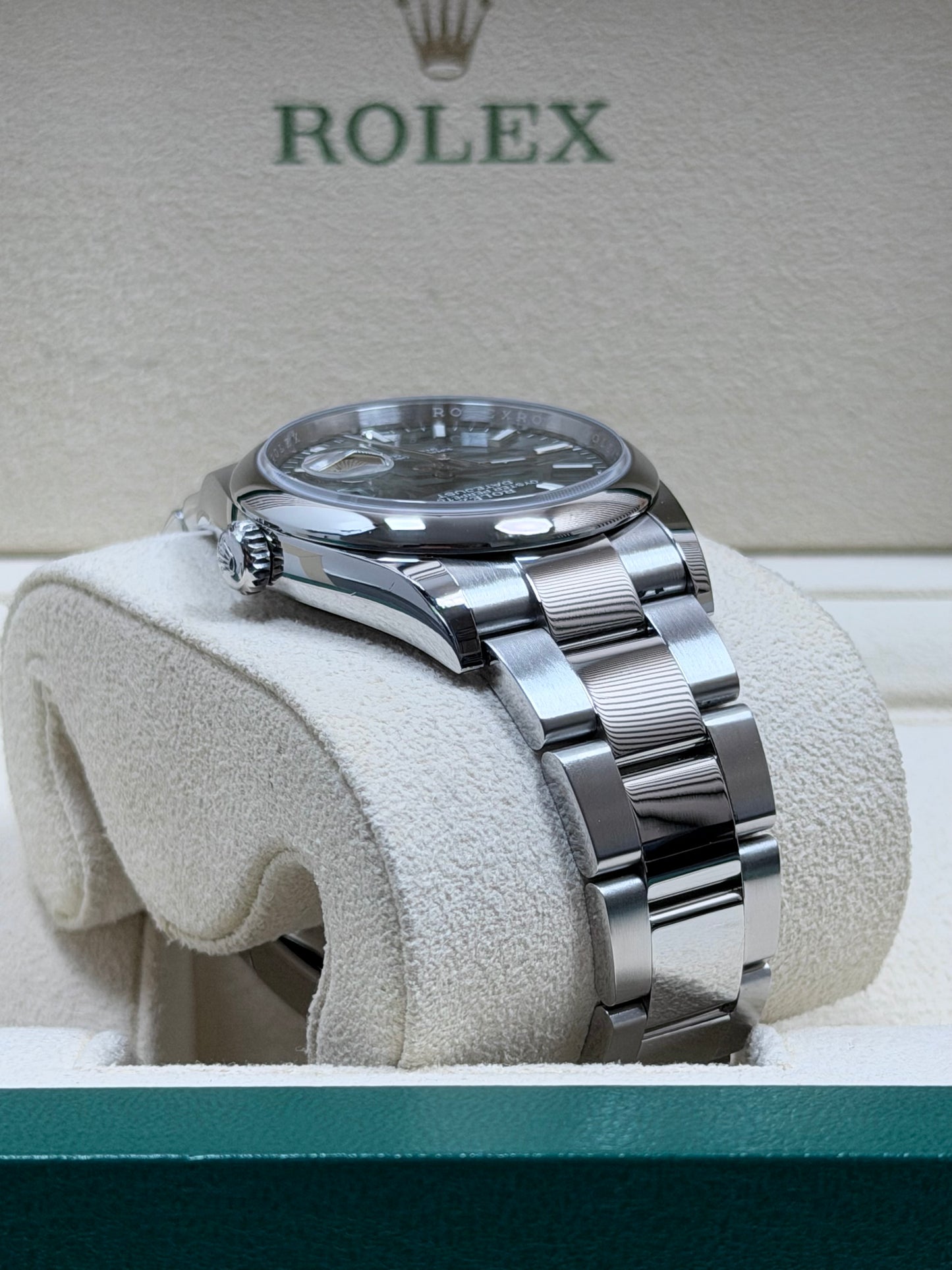 Rolex Datejust 36 126200 Mint Palm Dial / 2023 / Full Set / Sehr gut