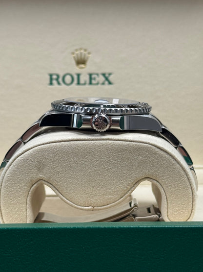 Rolex Submariner Date 126610LN / 2025 / Full Set / Ungetragen