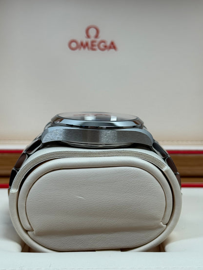 Omega Seamaster Aqua Terra 150M / 2021 / Full Set / Top Zustand