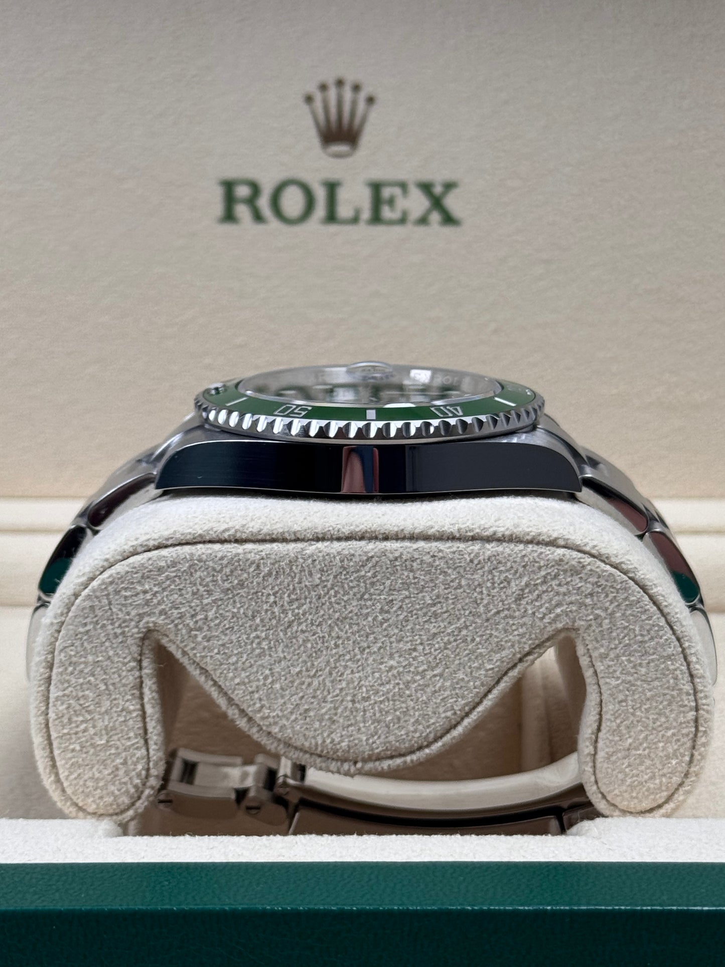 Rolex Submariner Date 126610LV "Starbucks" MK2 / 2023 / Full Set / Top Zustand