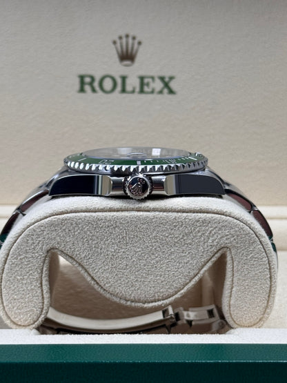Rolex Submariner Date 126610LV "Starbucks" MK2 / 2023 / Full Set / Top Zustand