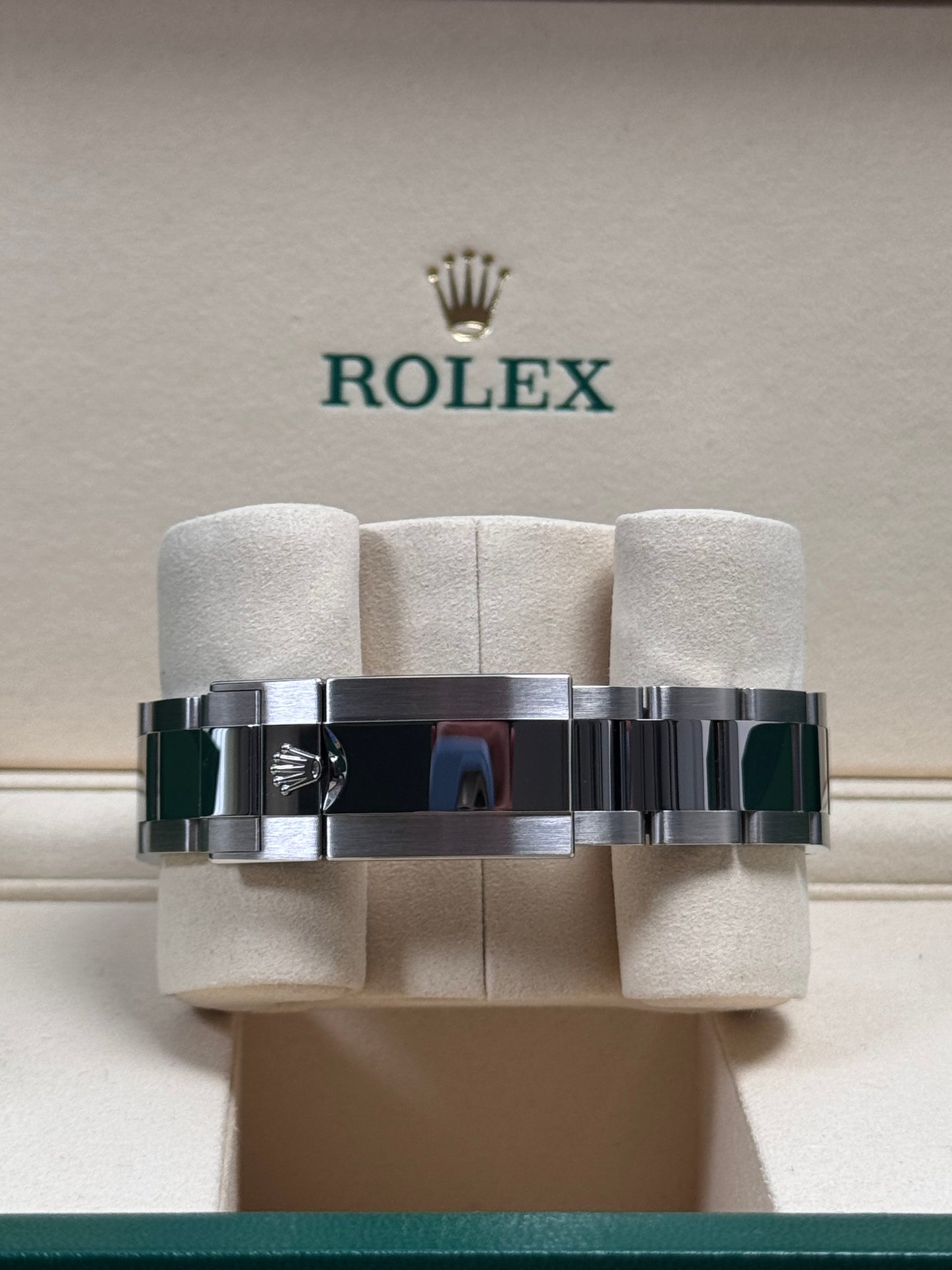 Rolex GMT Master 2 "Bruce Wayne" 126710GRNR / 2025 / Full Set / Ungetragen