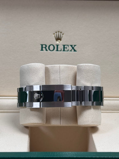 Rolex GMT Master 2 "Bruce Wayne" 126710GRNR / 2025 / Full Set / Ungetragen