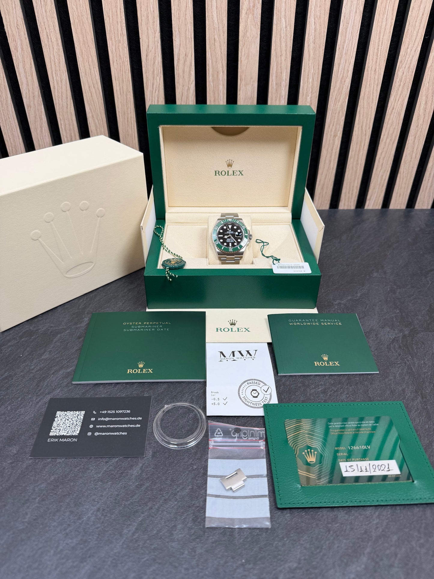 Rolex Submariner Date Starbucks MK1 126610LV / 2021 / Full Set / Top Zustand