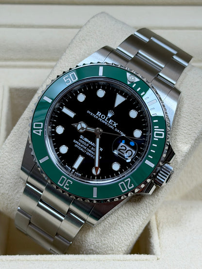 Rolex Submariner Date Starbucks MK1 126610LV / 2021 / Full Set / Top Zustand