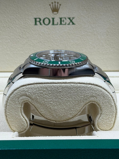 Rolex Submariner Date Starbucks MK1 126610LV / 2021 / Full Set / Top Zustand