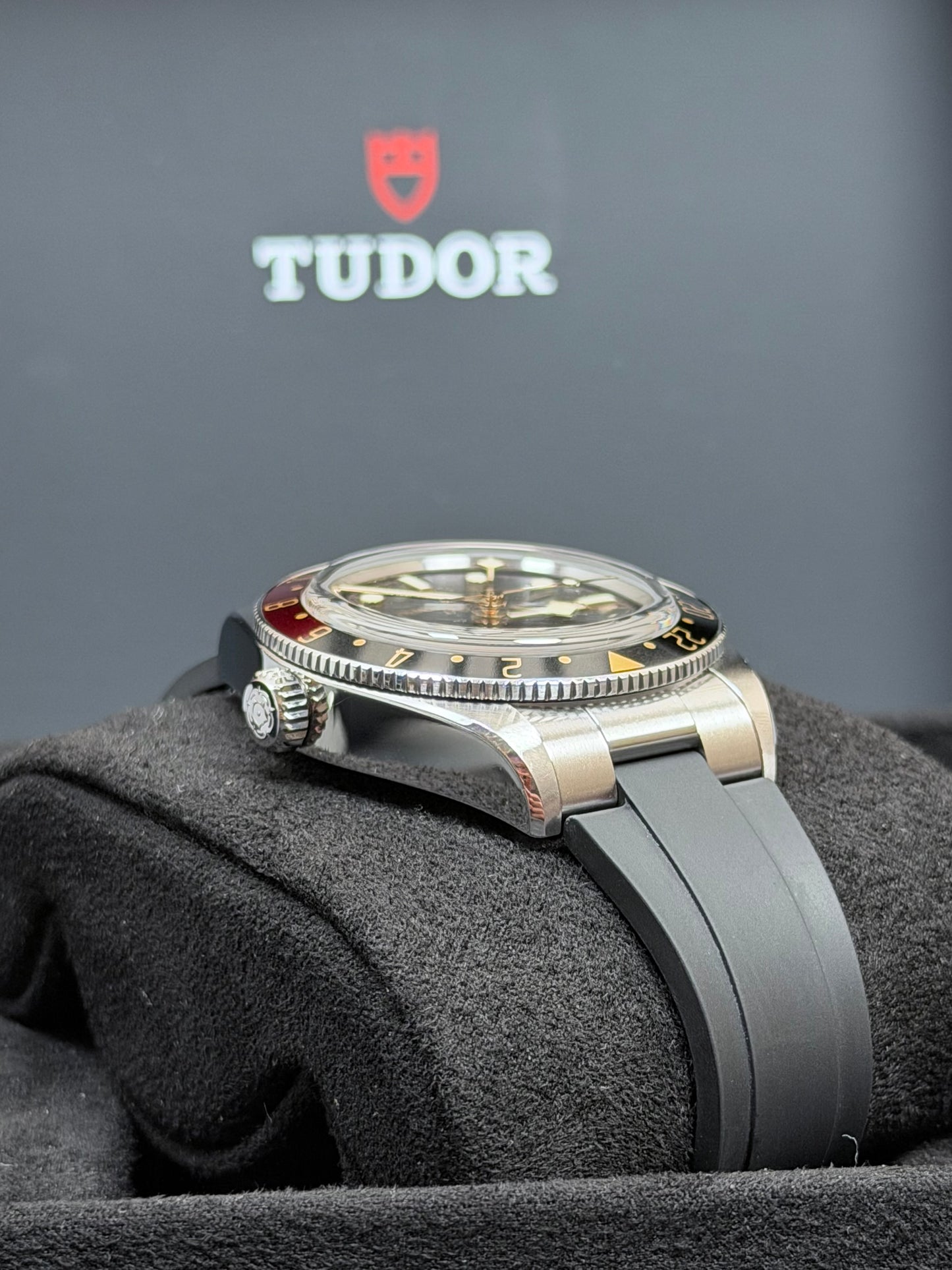 Tudor Black Bay 58 GMT / 2025 / Full Set / Top Zustand