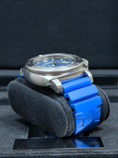 Panerai Luminor Submersible 1950 REGATTA 3 Days GMT / 2012 / Full Set / Top Zustand