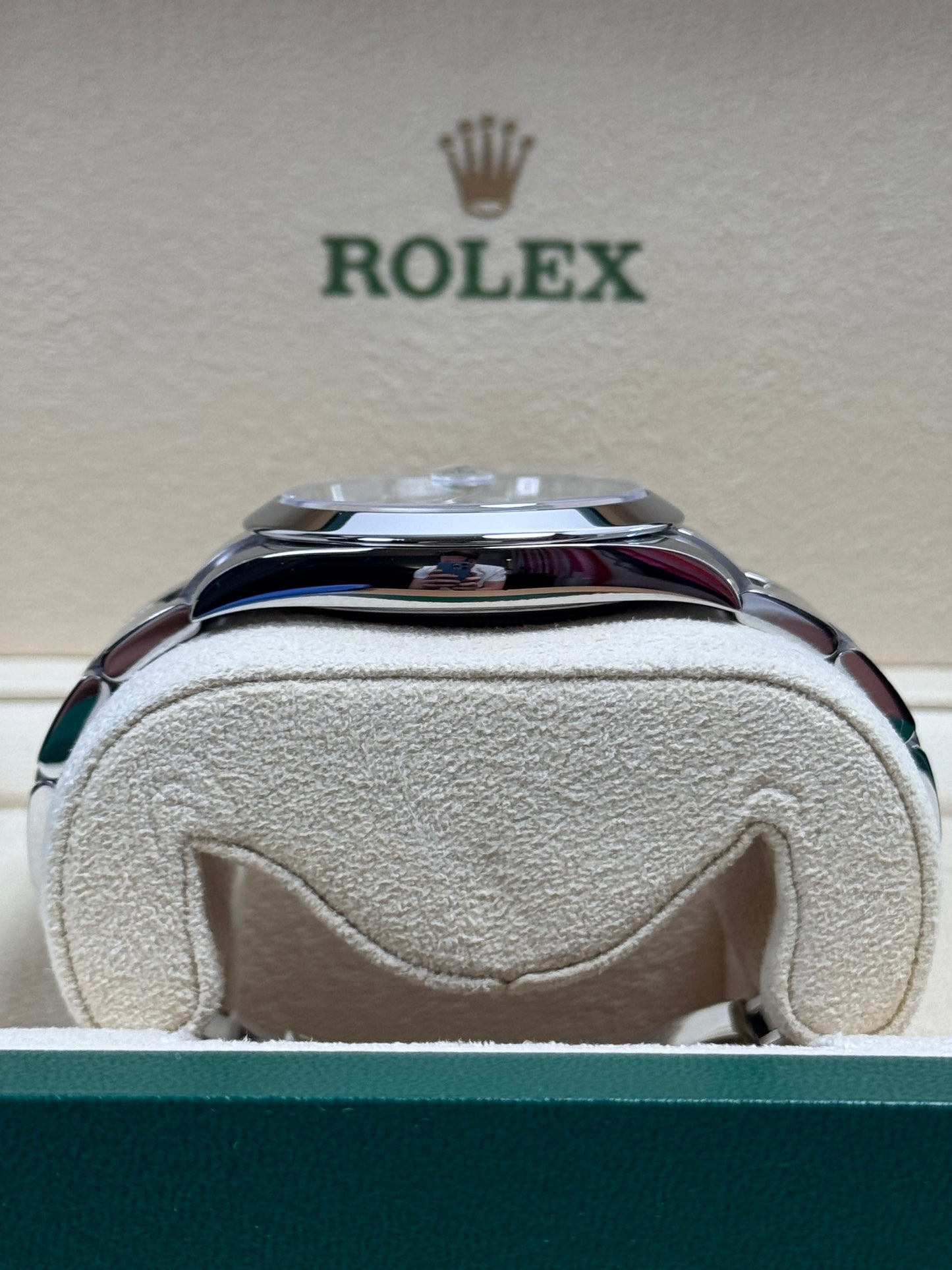 Rolex Datejust 41 126300 Weiß / 2024 / Full Set / Neuwertig