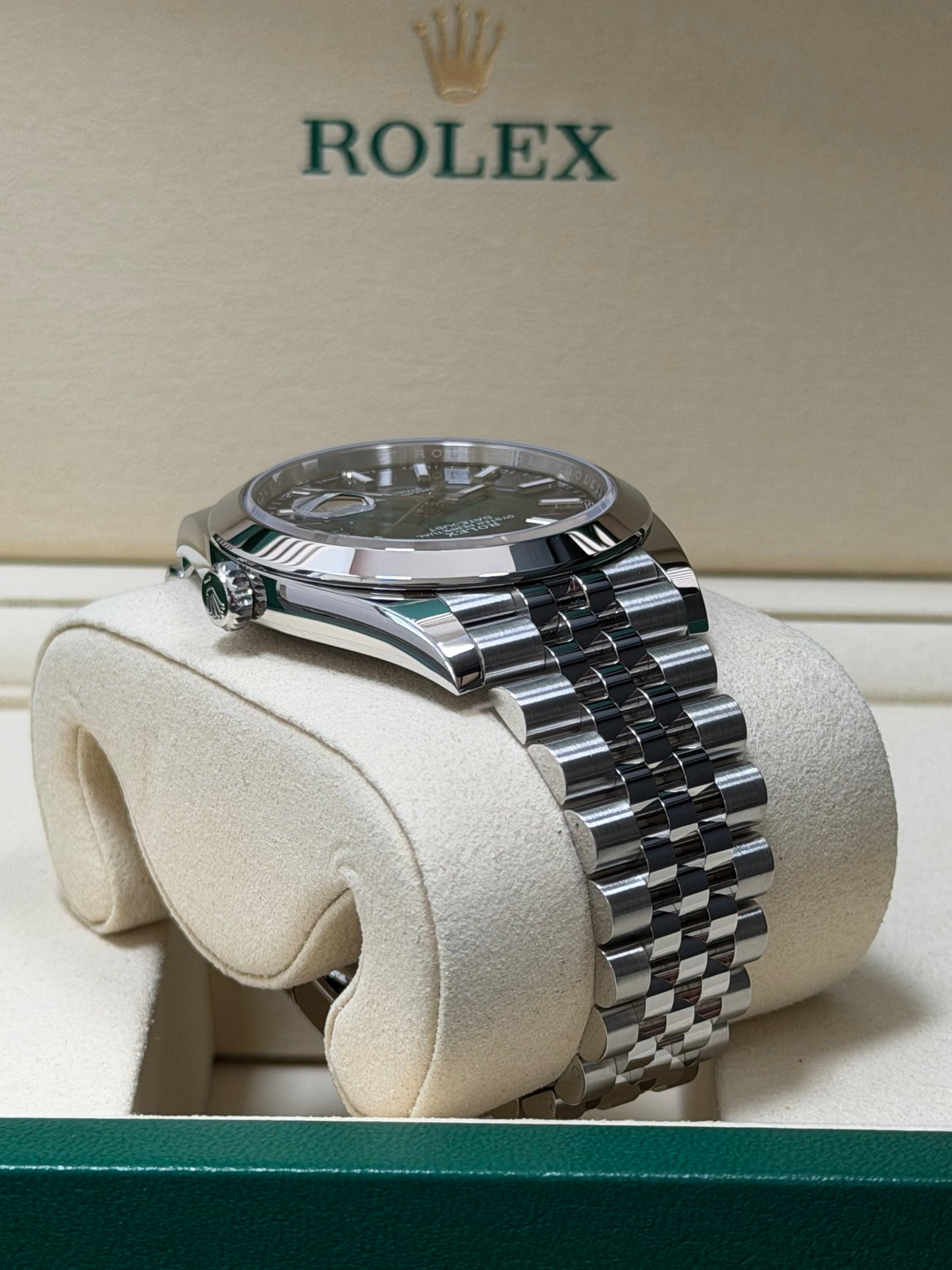 Rolex Datejust 41 126300 Grün Ombré/ 2026 / Full Set / Ungetragen