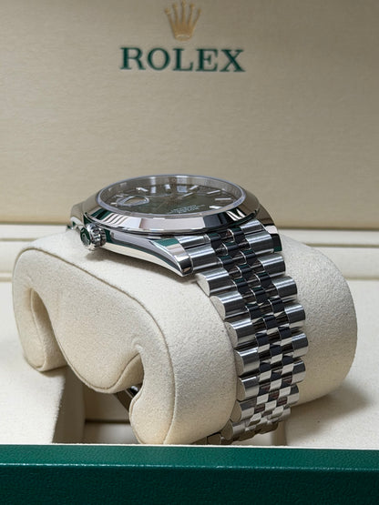 Rolex Datejust 41 126300 Grün Ombré/ 2026 / Full Set / Ungetragen