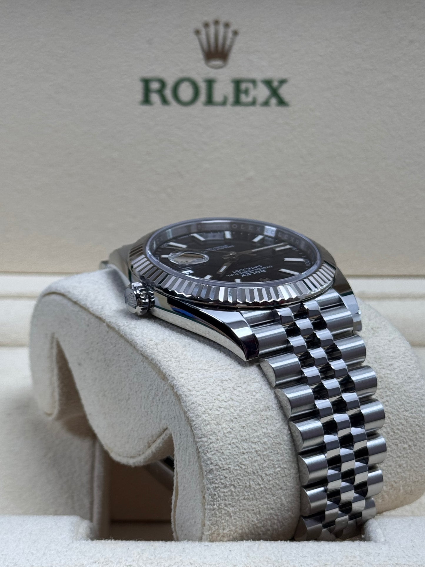 Rolex Datejust 41 126334 Schwarz / 2020 / Full Set / Top Zustand