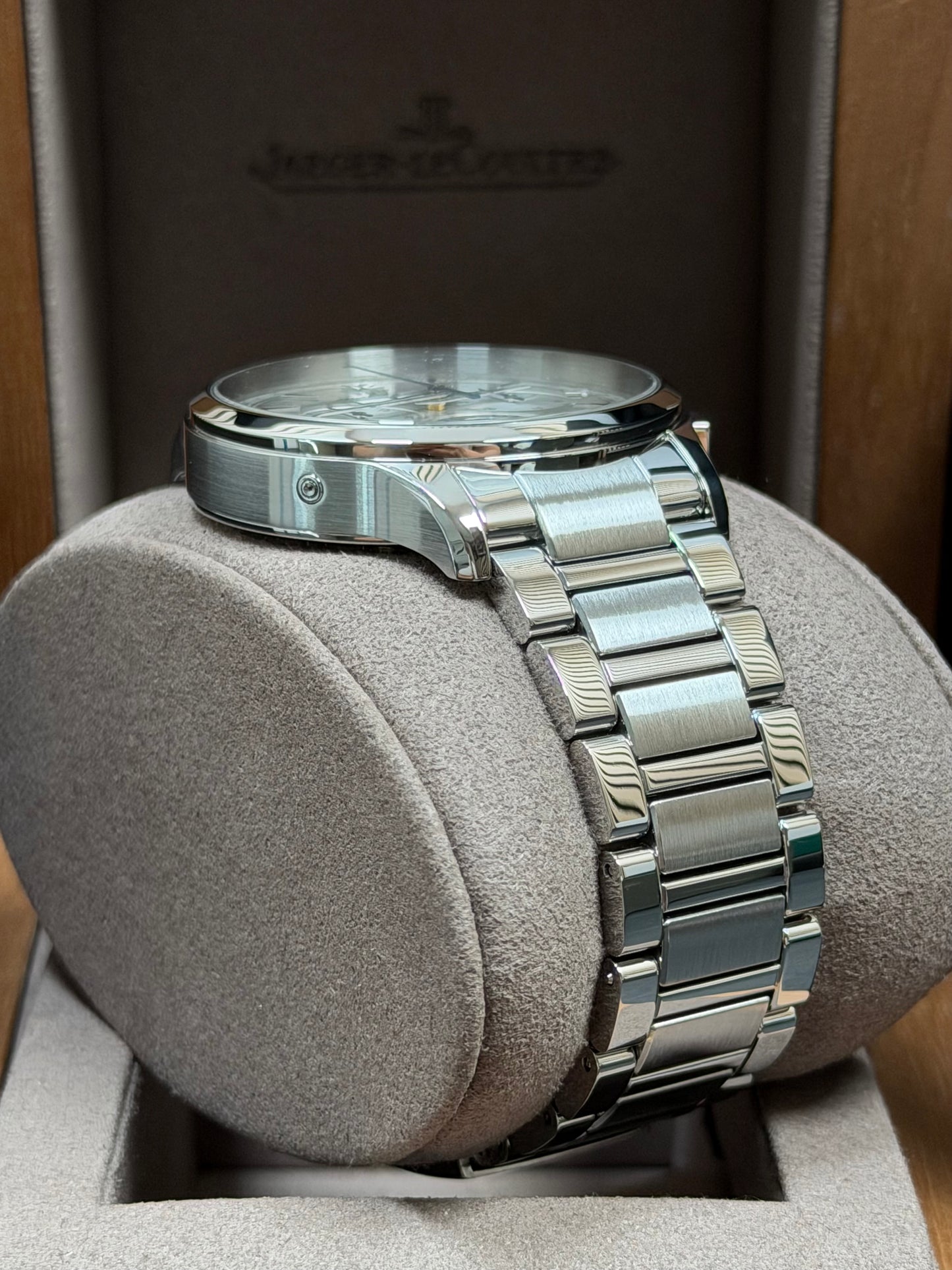 Jaeger-LeCoultre Master Control Calendar / 2024 / Full Set / Neuwertig