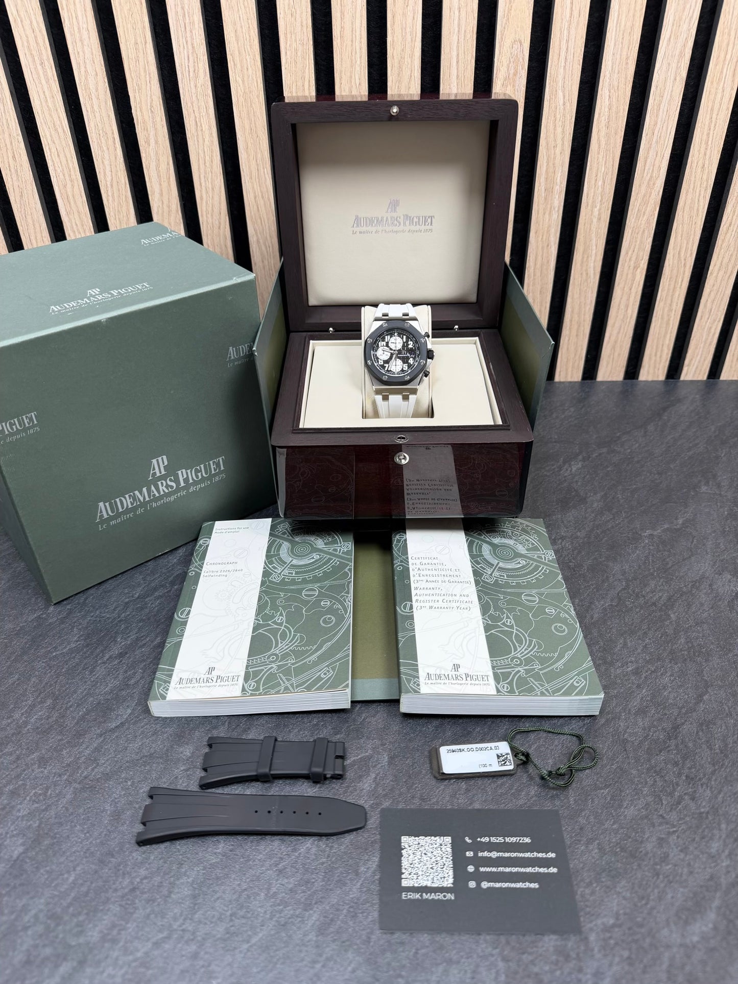 Audemars Piguet Royal Oak Offshore / Full Set / 2012 / Top Zustand