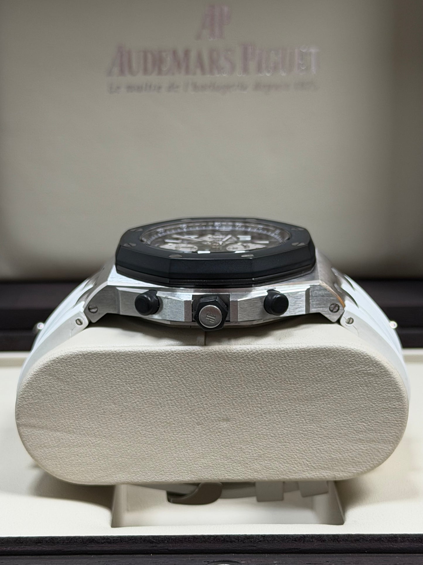 Audemars Piguet Royal Oak Offshore / Full Set / 2012 / Top Zustand