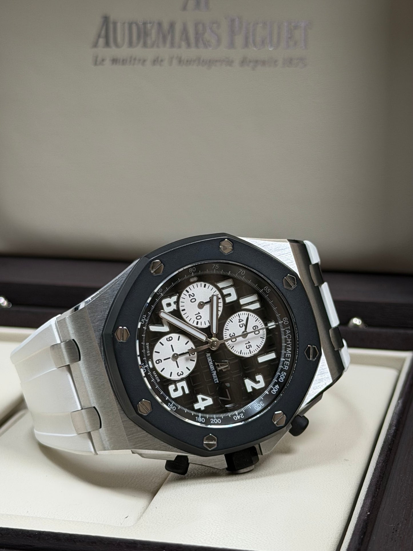 Audemars Piguet Royal Oak Offshore / Full Set / 2012 / Top Zustand