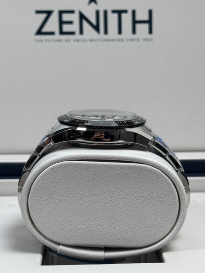 Zenith Chronomaster Sport Weiß / 2025 / Full Set / Neuwertig