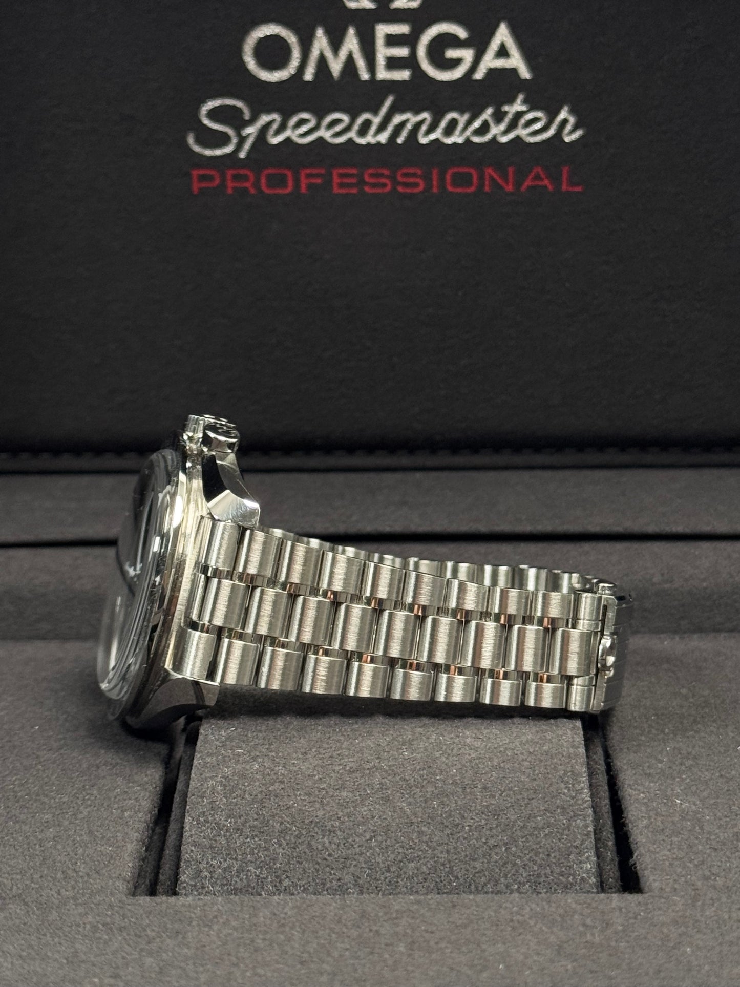 Omega Speedmaster Moonwatch Professional Saphir  / 2023 / Full Set / Neuwertig