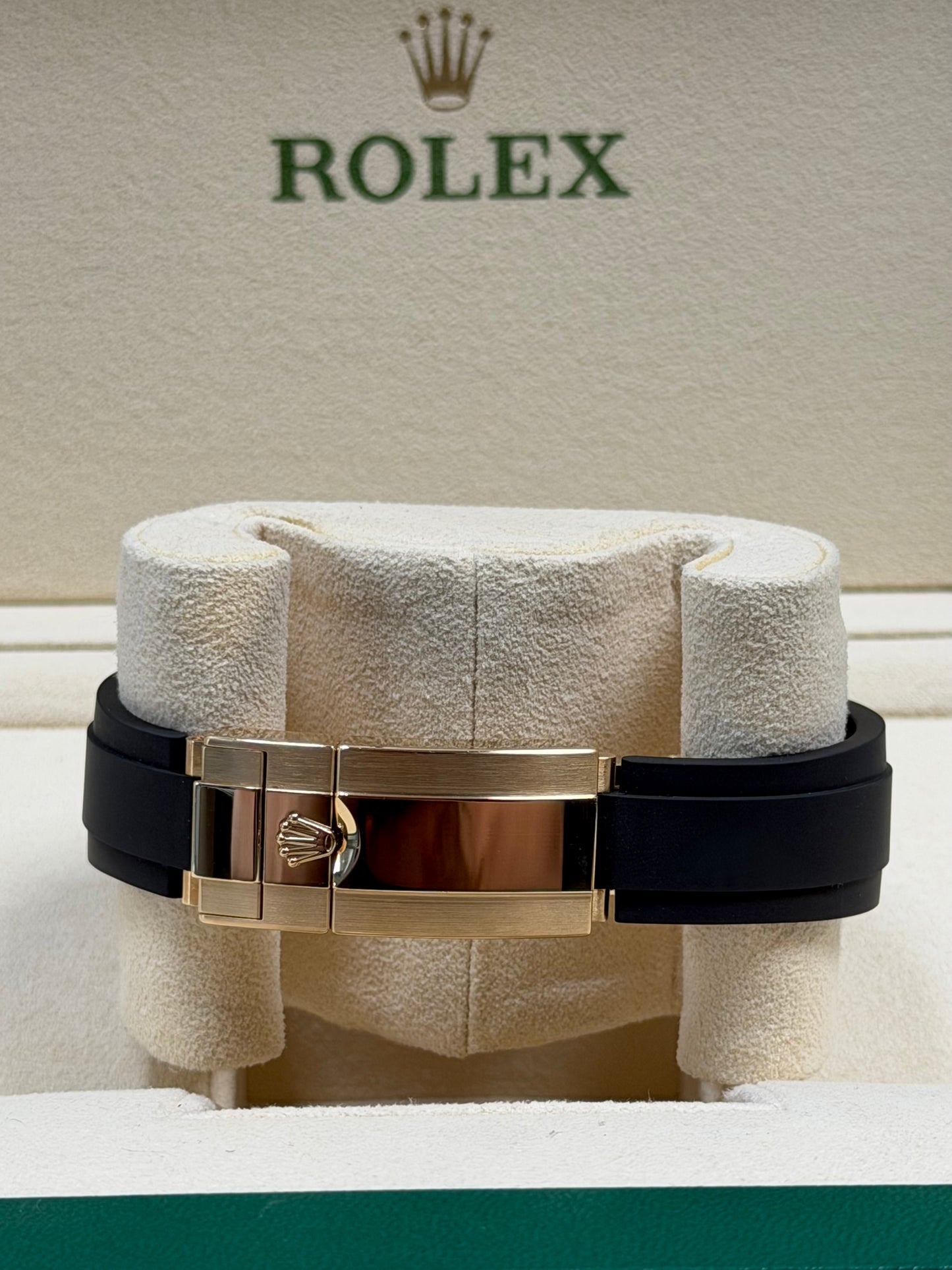 Rolex Daytona Oysterflex Gelbgold 116518LN / 2022 / Full Set / Top Zustand