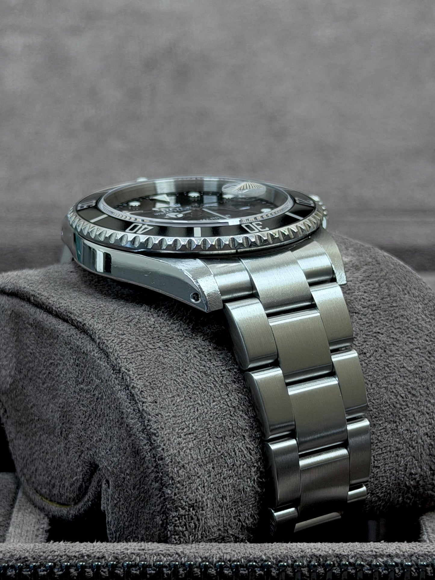 Rolex Submariner Date 16610 / 2003 / Full Set / Rolex Service 08/2025 / Sehr gut