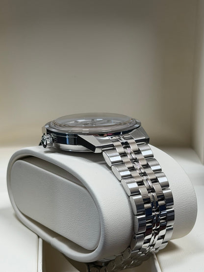 Longines Ultra-Chron Classic 37mm / 2025 / Full Set / Top Zustand