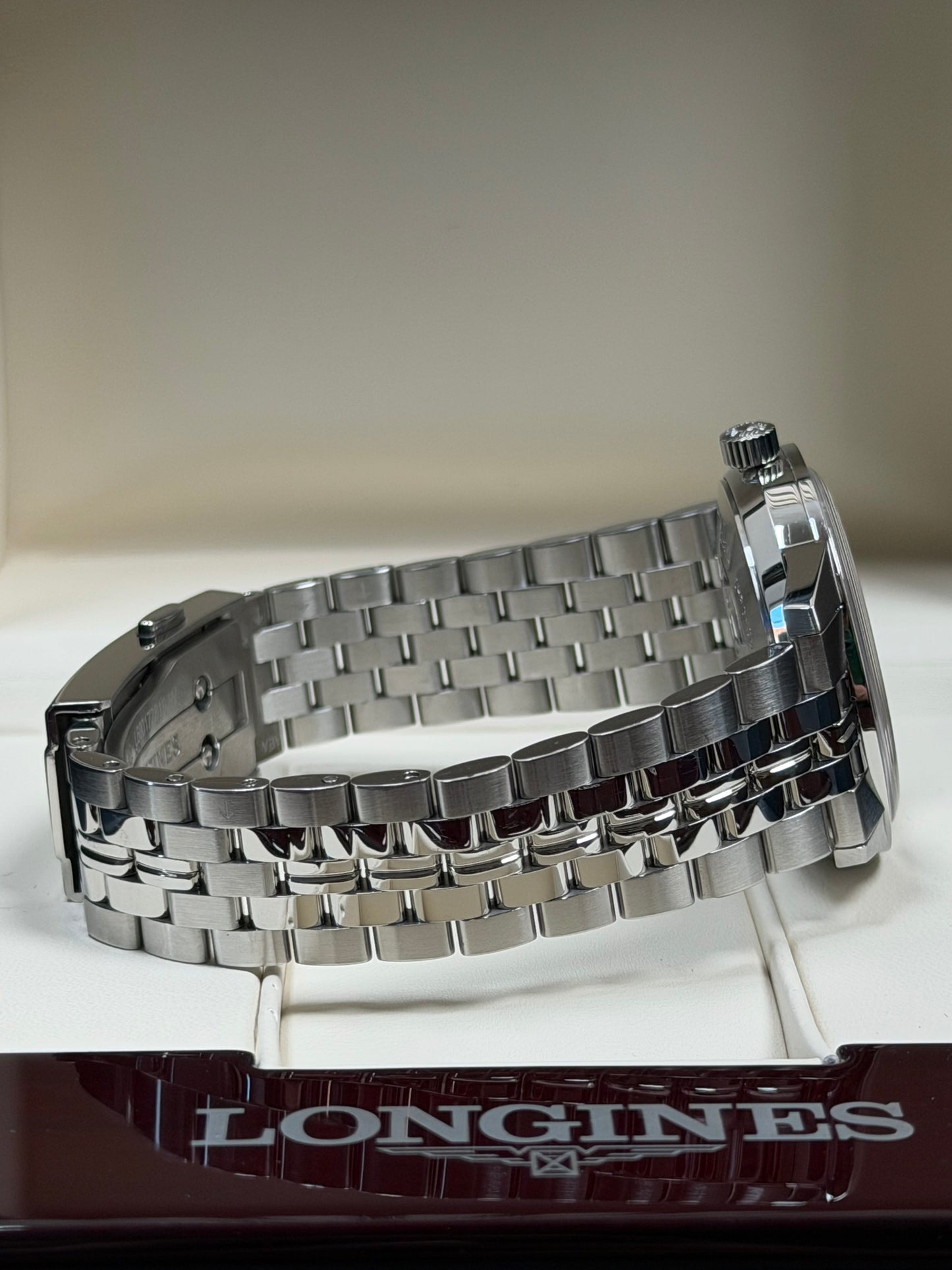 Longines Ultra-Chron Classic 37mm / 2025 / Full Set / Top Zustand